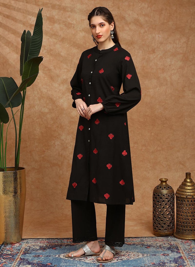 Globus Women Black Mandarin Collar Bishop Sleeves Embroidered Detail Button Down Straight Kurta With Lace Detail Pants Fusion Set - Image 3